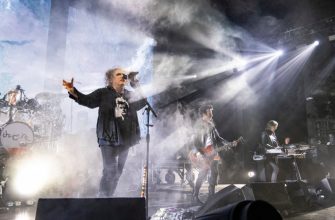 Обзор концерта The Cure: Путешествие сквозь меланхолию и радость